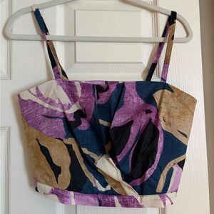 Banana Republic Women’s Cropped Floral top, size 6